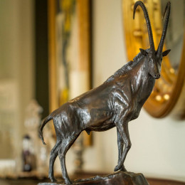 <strong><a href="mailto:robyn@bodostudio.com?subject=Bodo Studio Enquiry - Naturalists' Collection African Sable">Enquire by email</a></strong>